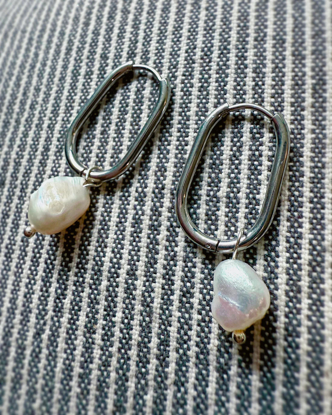 Pearl Droplet Earrings