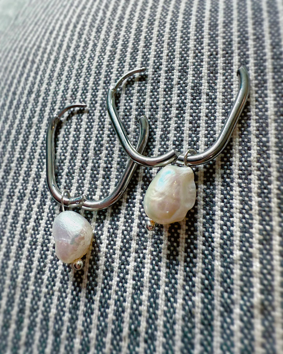 Pearl Droplet Earrings
