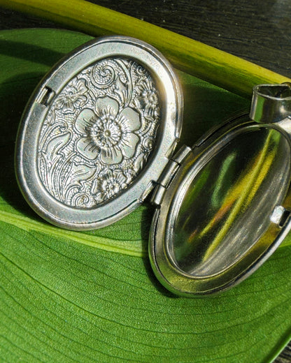 Stainless Flora Locket Pendants
