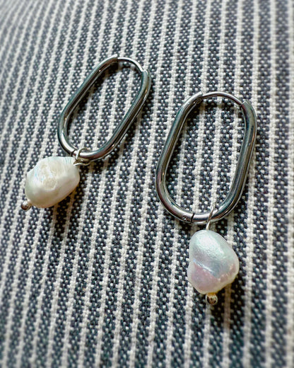 Pearl Droplet Earrings