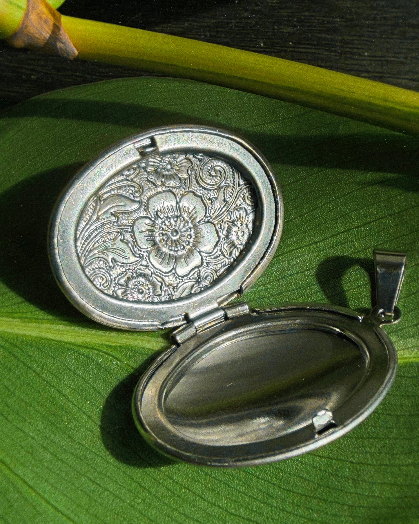 Stainless Flora Locket Pendants